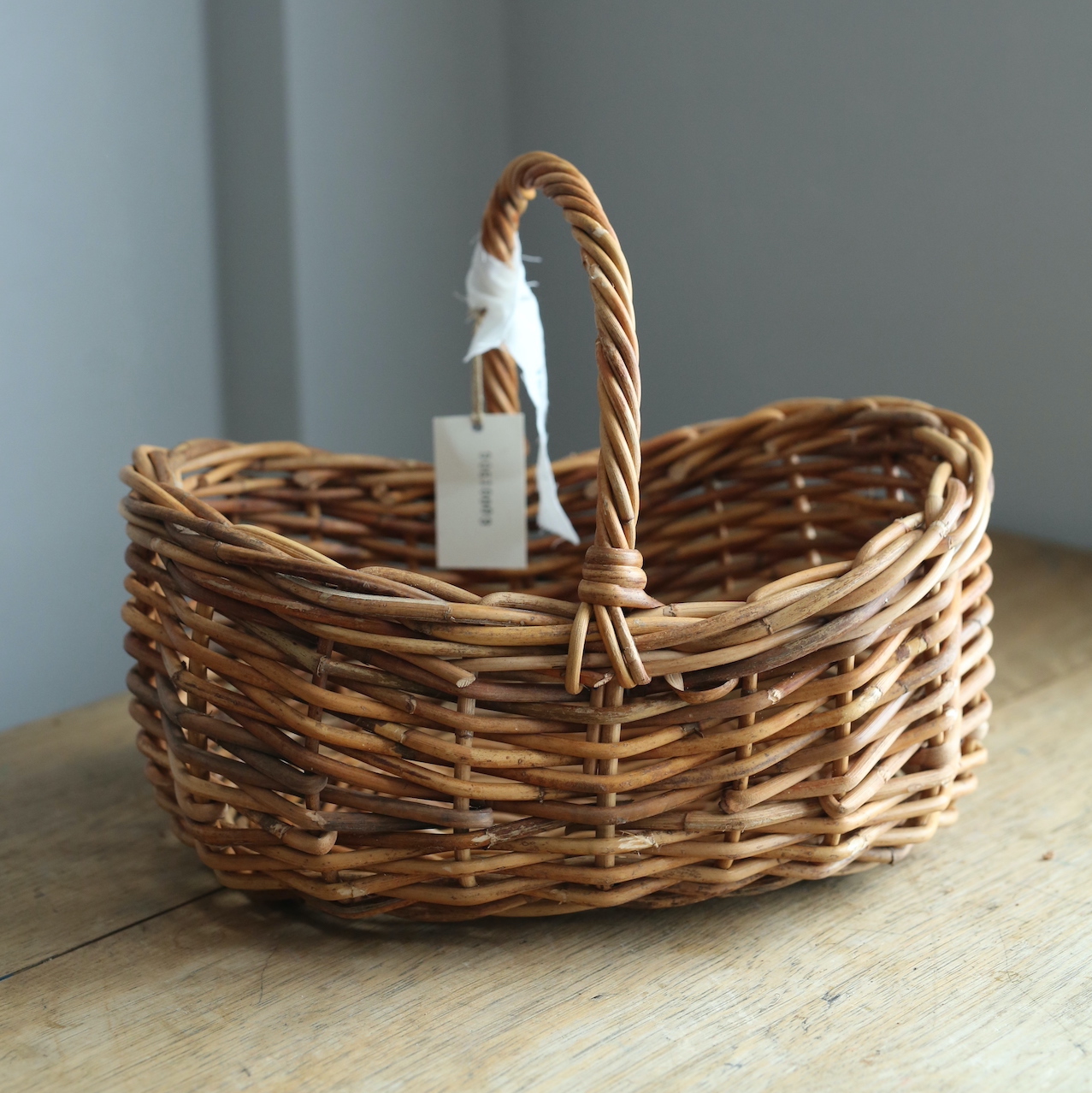 木製看板 木製 花籠 バスケット 籠 バーボラミラー 彫刻 壁掛け 果物